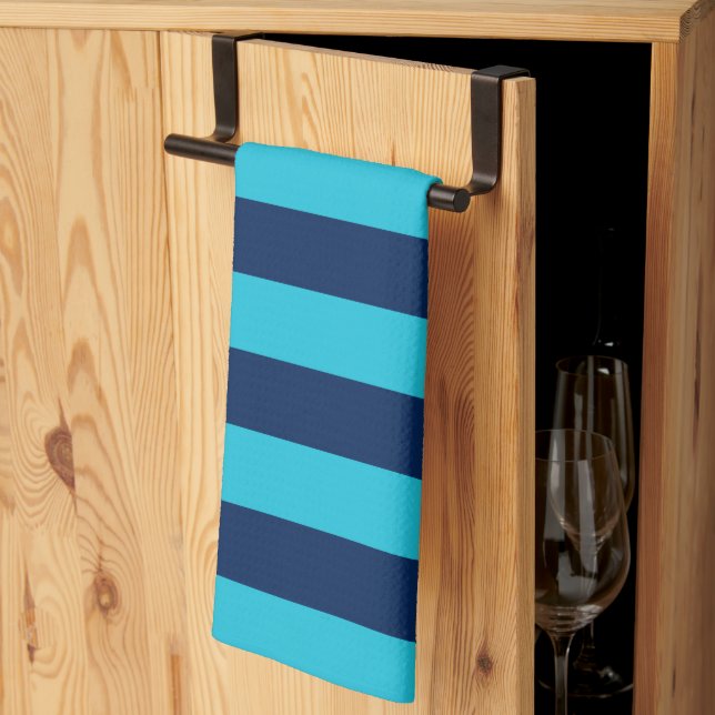 Ljusblå och marinblå ränder kökshandduk (Thirds Fold)