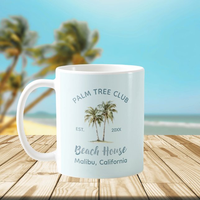 Ljusblå Träpalmträd Modern Strandhus Kaffemugg (In situ, beach)