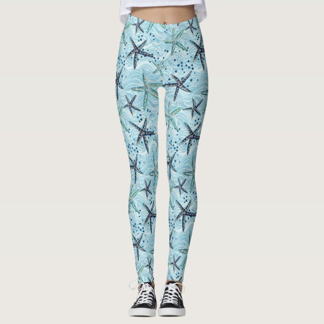 Ljusblåa och Guld-stjärtfiskar i havsvattenvatten  Leggings (Framsida)