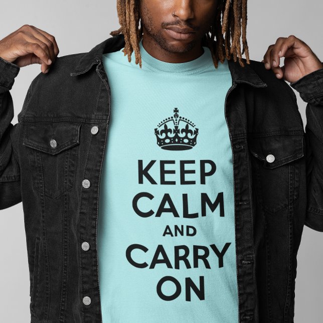 Ljusblått håll lugn och fortsätt t-shirt (Light Blue and Black Keep Calm and Carry On Tee)