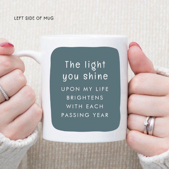 Ljuset du skryter om julens Blommigtar Kaffemugg (The Light You Shine Christmas Florals Coffee Mug - Left Side)