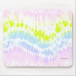 Ljusfärgad pastel Tie Dye Mönster Musmatta<br><div class="desc">Ljusstark och retroinspirerad mousserande med vattenfärgad pastellfärgad rosa,  chartreuse,  blue och lila tie dye mönster. Anpassa genom att lägga till namn eller initialer. Den här pastellfärgade munsvalgen i mönster blir perfekt som en personlig gåva.</div>