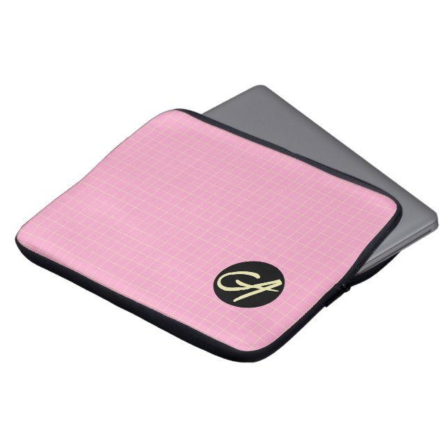 Ljusgrön cellmönster rosa bakgrund. laptop fodral (Framsida topp)