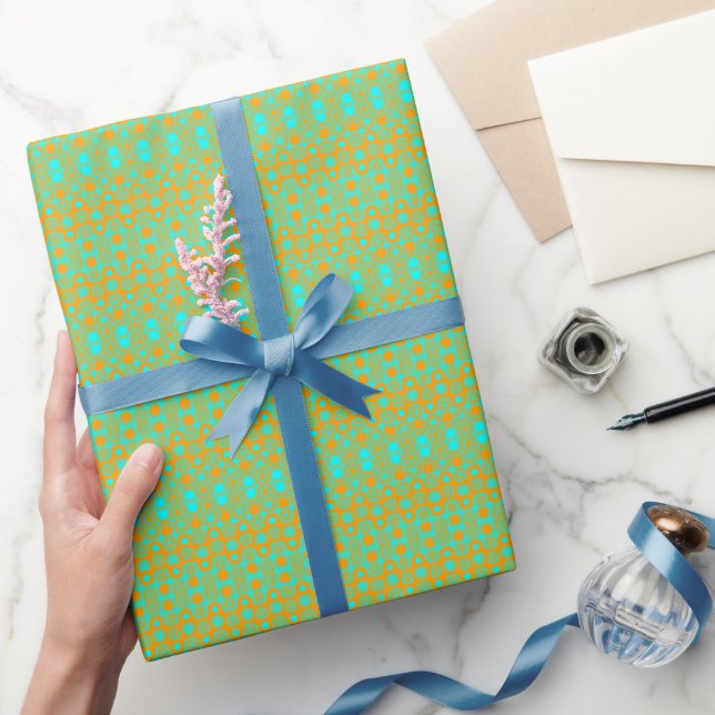 Ljusgrön och orange mönster  presentpapper (Gifting)