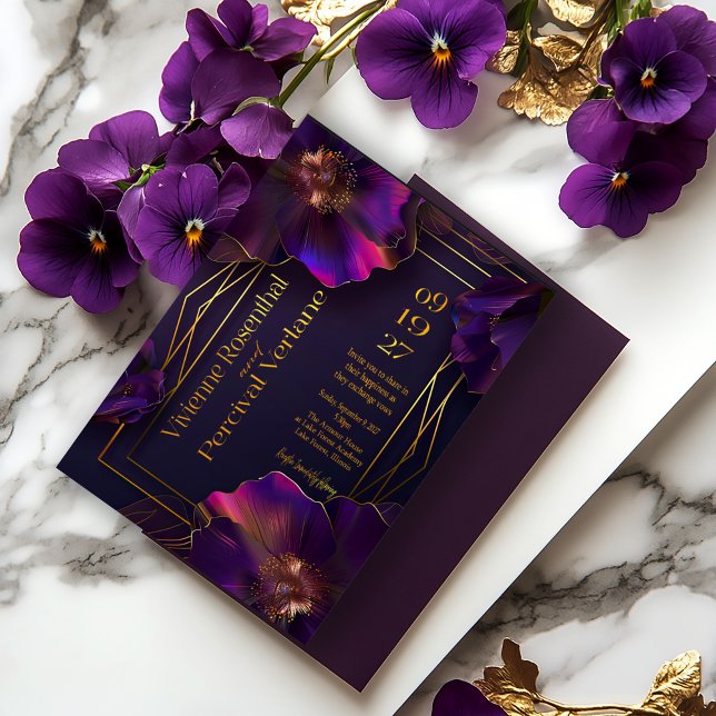 Ljusnande Violer Moderna Lila Blommiga Bröllop Inbjudningar (Elegant Luminous Violet Purple Asymmetrical Frame Wedding Invitation )