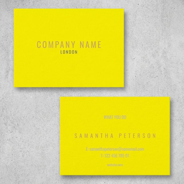 Ljusnyon Visitkort (Bright neon yellow business card.)
