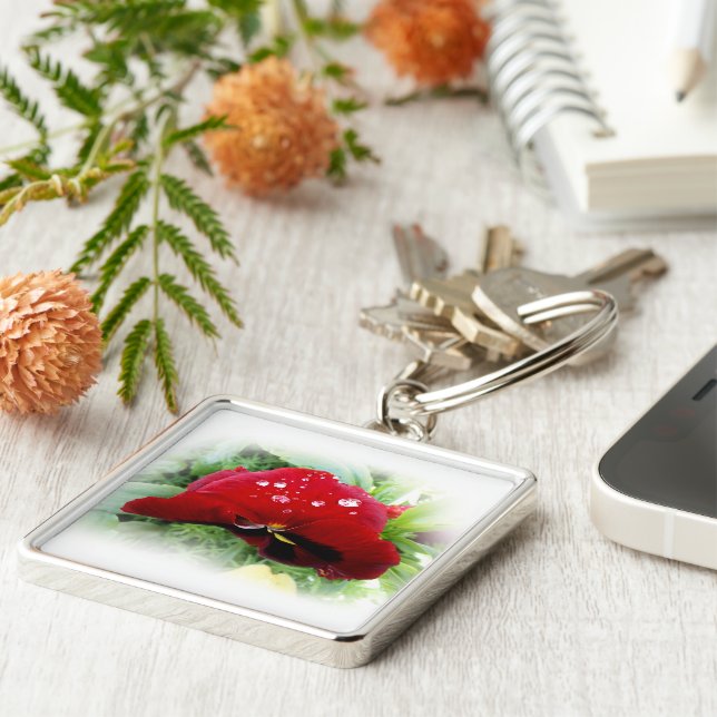 Ljusröd pansy fyrkantig silverfärgad nyckelring (Sidan)