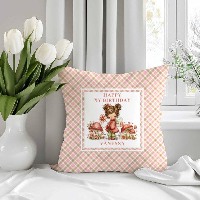 Ljust Älvkindat Rödfärgat Blommigt Födelsedags Kud Kudde (Bright Fairy Blush Floral Birthday Pillow)