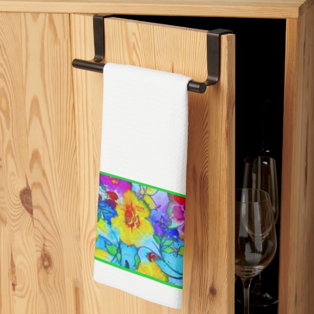 Ljust blå blommig kökshandduk (Thirds Fold)