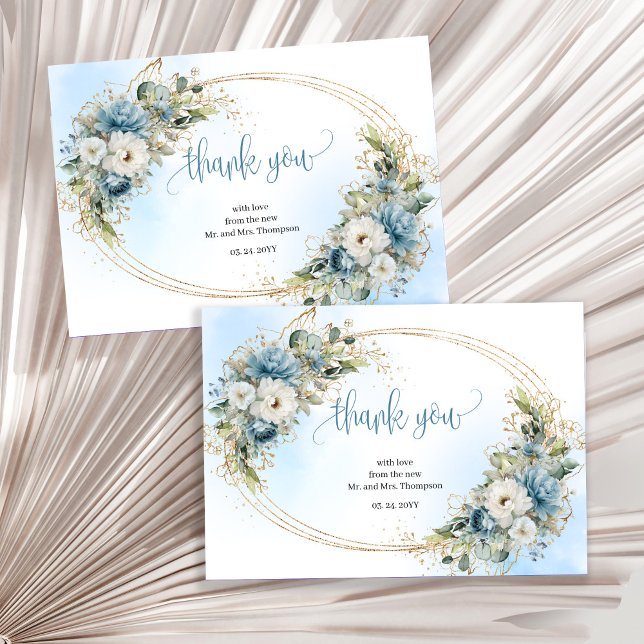 Ljust dammigt blått blomstermönstrat bröllop tackk tack kort (Airy Dusty Blue Floral Wedding thank you card)