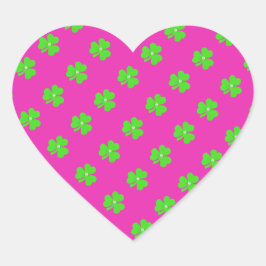Ljust grönt klöver för St. Patricks dag Hjärtformat Klistermärke