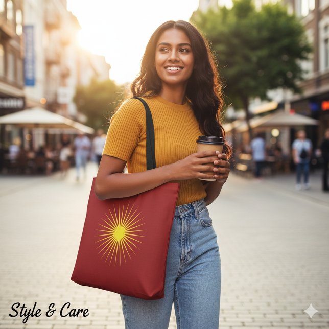 Ljust gul lysande stjärna jul röda tygkasse (Bright Yellow Shining Star Mark Christmas Red Tote Bag)