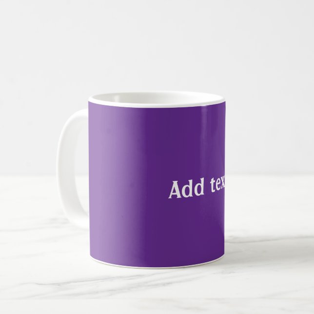 Ljust lila mall, vit text,  kaffemugg (Framsida vänster)