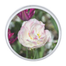 Ljust rosa tulpaner på en solig dag