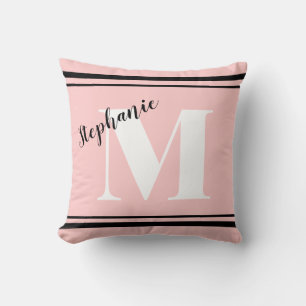 Ljust rosapink och svart monogram kudde