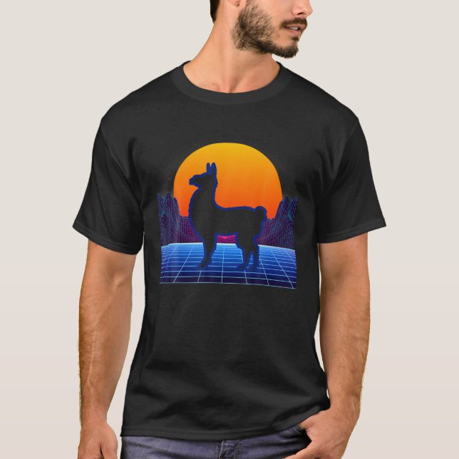 Llama Alpaca Retrowave Synthwave T Shirt (Framsida)