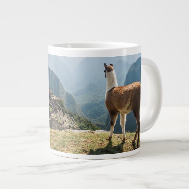Llama Overlook Ruins | Machu Picchu, Peru Jumbo Mugg (Framsida höger)