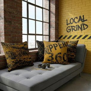 "Local Grind" Gatukonst Dustr Svart Och Gul Kudde