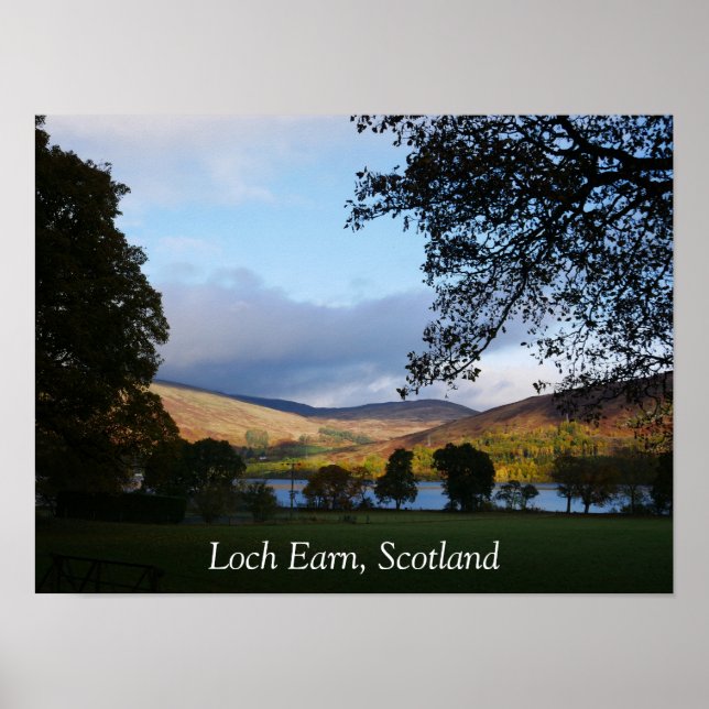 Loch Earn Scotland Poster (Framsidan)