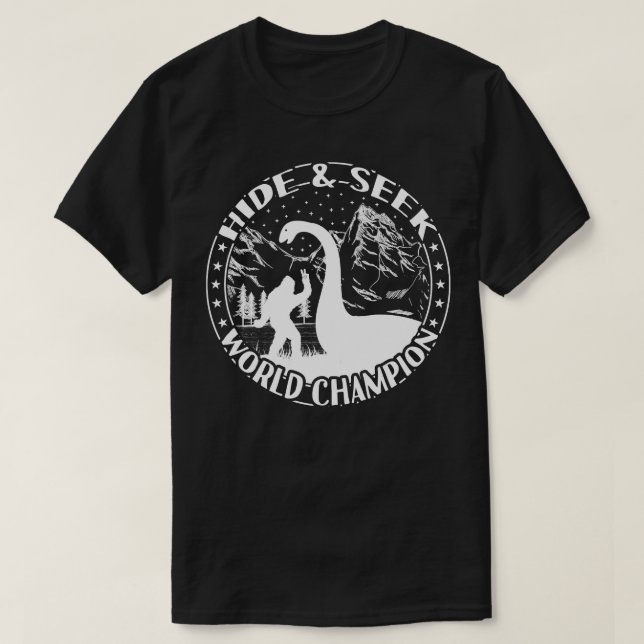 Loch Ness Monster Gömmer och söker T Shirt (Design framsida)