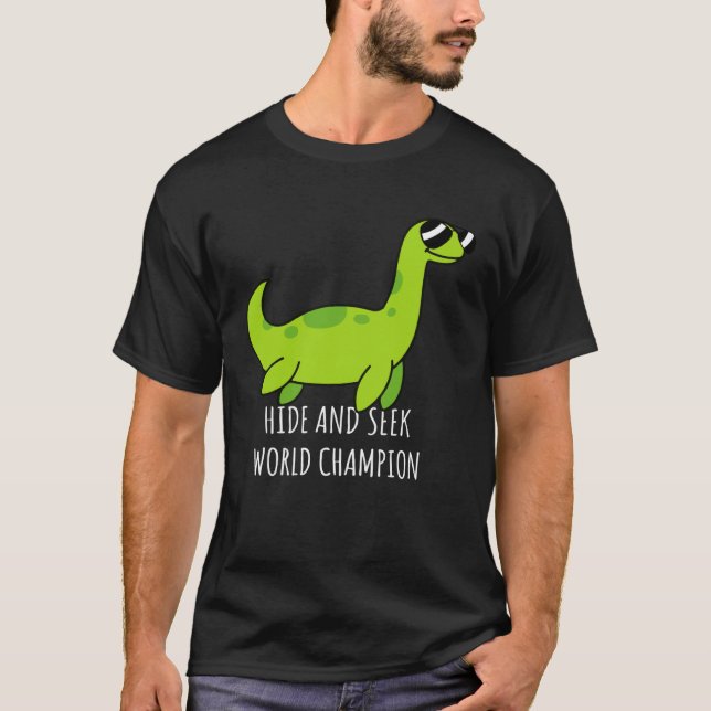 Loch Ness Monster  Hide and Hide Game World Champi T Shirt (Framsida)