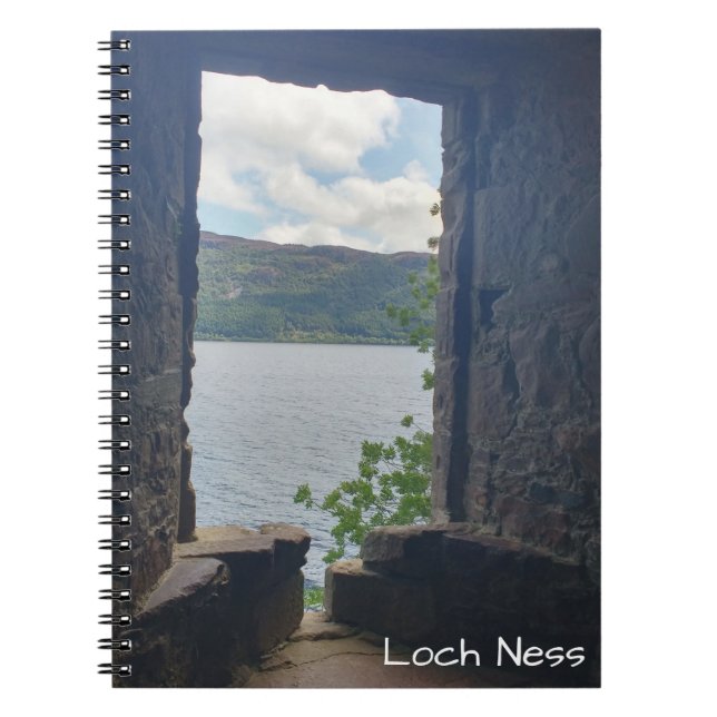Loch Ness synt från Urquhart Castle Anteckningsbok (Framsidan)