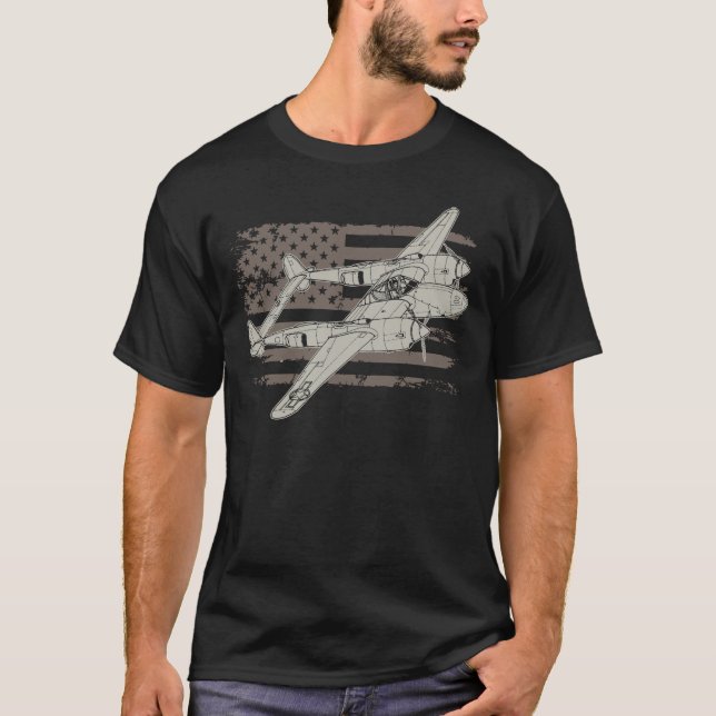 Lockheed P-38 American Fighter Plane T Shirt (Framsida)