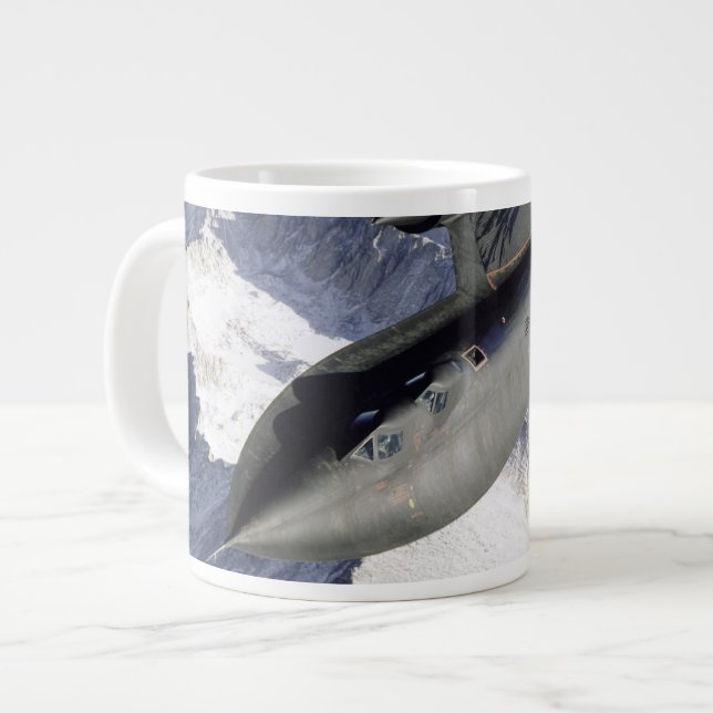 Lockheed SR-71B Blackbird Jumbo Mugg (Framsida vänster)