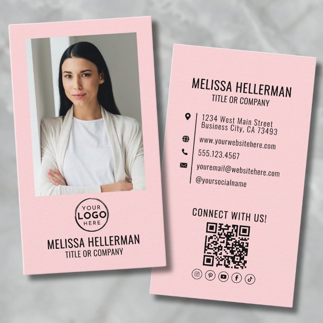 Lodrät av  Rosa - minimalistisk Logotyp av foto QR Visitkort (Blush Pink Minimalist Photo QR Code Logo Vertical Business Card)