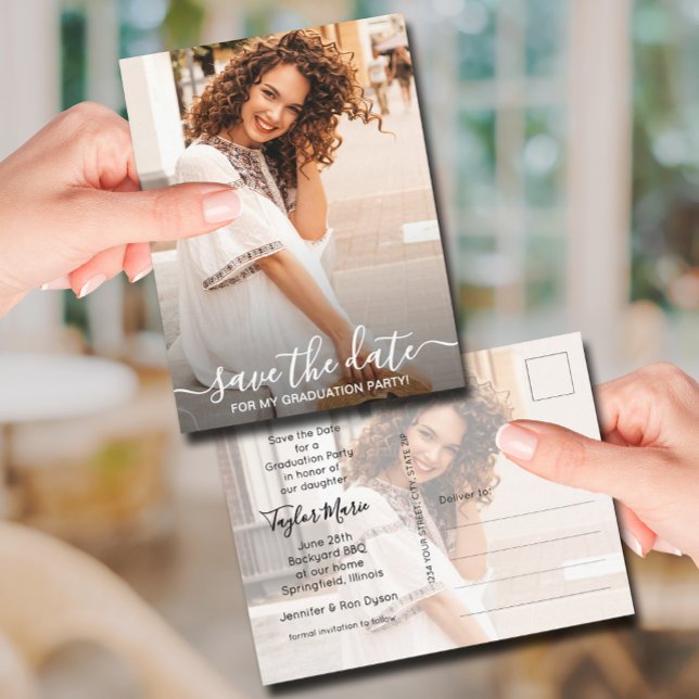 Lodrät Photo Studenten Spara datum Vykort (Photo graduation Save the Date postcards feature your details on the back)