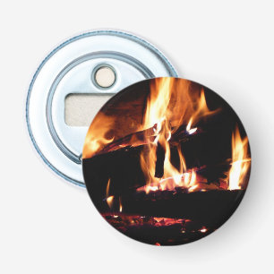 Loggar in i brandfotografiet för eldsläckare flasköppnare