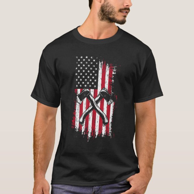 Logger Lumberjack American Flagga Ax Throwing Hatc T Shirt (Framsida)