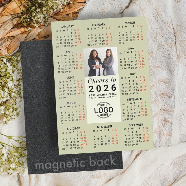 Logo Photo Sage Green Calendar 2026 Magnetic Card Magnetisk Inbjudningskort (Skapare uppladdad)