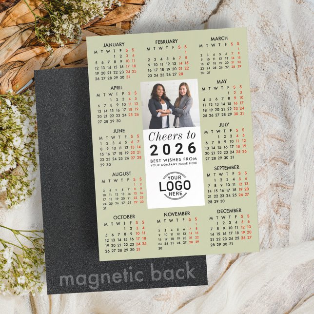 Logo Photo Sage Green Calendar 2026 Magnetic Card Magnetisk Inbjudningskort (Skapare uppladdad)
