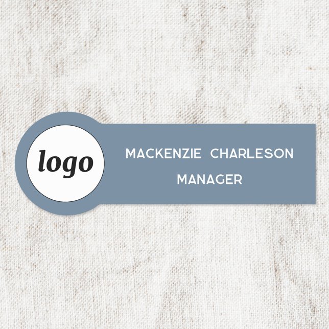 Logotyp Employee Staff Dusty Blue Business Namnbricka (Simple logo with custom text business branding promotional dusty blue name label pin)