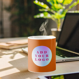 Logotyp för bränd orange kaffemugg