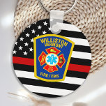 Logotyp för brandbekämpning vid brandbekämpning fö nyckelring<br><div class="desc">Tunt Red Line Fire Department Keychain - American flagga in Firefighter Flagga, modern svart- och röddesign. Anpassa med logotypen.. Den här nyckelkedjan för brandsläckare i personligen är perfekt för brandkårer och brandkårer, kampanjidéer eller gåvor till brandmän. COPYRIGHT © 2020 Judy Burrows, Black Hund Art - Med alla Höger reserverade. Logotypen...</div>