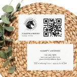 Logotyp för hästdjurets QR-kod Visitkort<br><div class="desc">Modern Minimal Black White Horse Equestrian-Affärskortet för ett ridcentrum,  säljare av idrottshästar,  hästtränare,  sadelmontör,  farrier eller något annat ridsportföretag,  med möjlighet att överföra din egen logotyp och anpassningsbar QR-kod.</div>