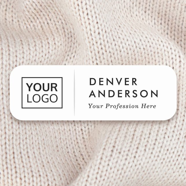 Logotyp namn rubrik Ljus grått delare vit Namnbricka (White or any color name tag with divider and your custom logo)