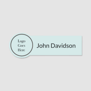 Logotyp och Fullt Namn på Light Teal Namnbricka