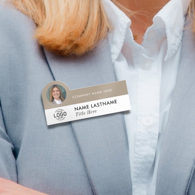 Logotyp Photo ID Modern Sand Beige Business Compan Namnbricka (Skapare uppladdad)