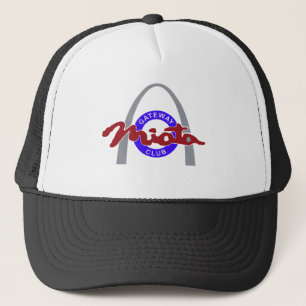 Logotypen kopplar ihop locket keps