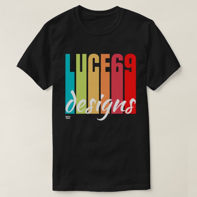 logotypen "LUCE69 DESIGNS" T Shirt (Design framsida)