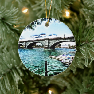 London Bridge i Sjö Havasu City, Arizona Julgransprydnad Keramik