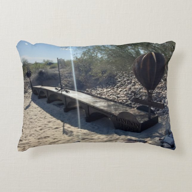 London Bridge/London Bridge-replika Prydnadskudde (Framsidan)