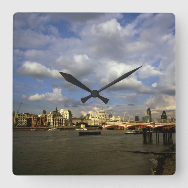 London i 1990-talet fyrkantig klocka (Framsida)