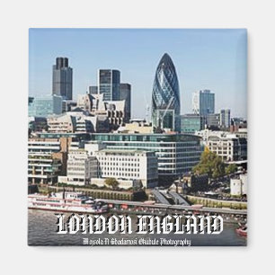 LONDON magnet vid Mojisola en Gbadamosi Okubule