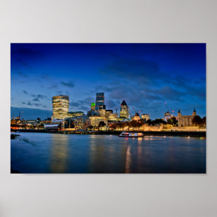 London Skyline Cityscape på natten Poster