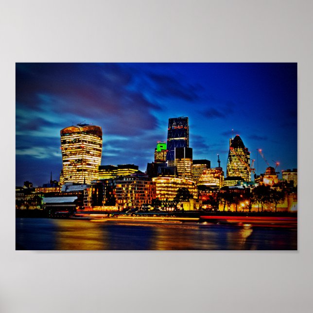 London Skyline Cityscape på natten Poster (Framsidan)