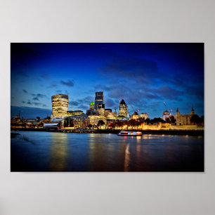 London Skyline Cityscape på natten Poster
